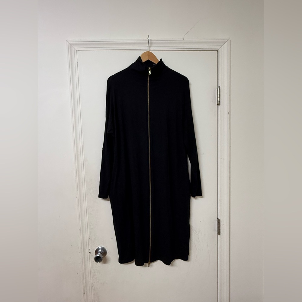 Elegant Black Long Sleeve Zip-Up Dress